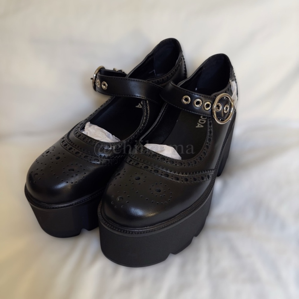 LAMODA - Sending Love Mary Jane Platforms | NWB